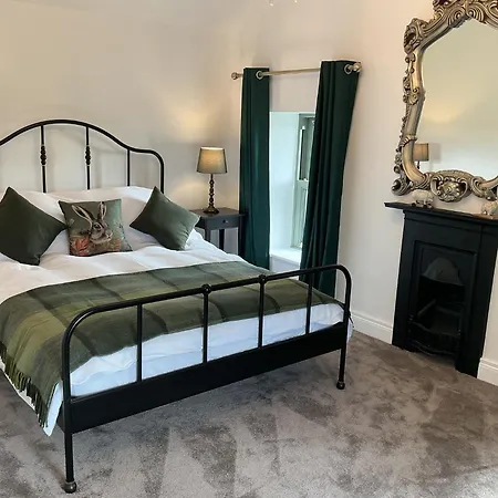 Bed & Breakfast Descart 3*